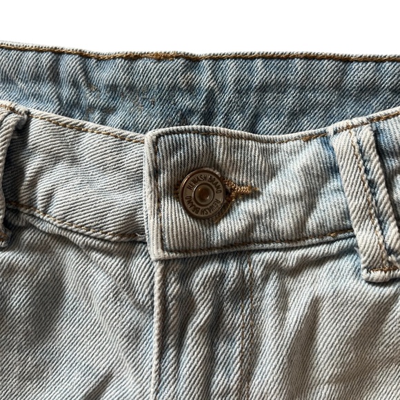 Rewash Light Wash High Waist Denim Shorts | Size 5 - Picture 5 of 8